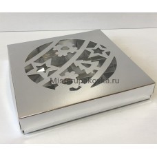 Коробка 200х200х30 мм,  16 конфет НГ серебро